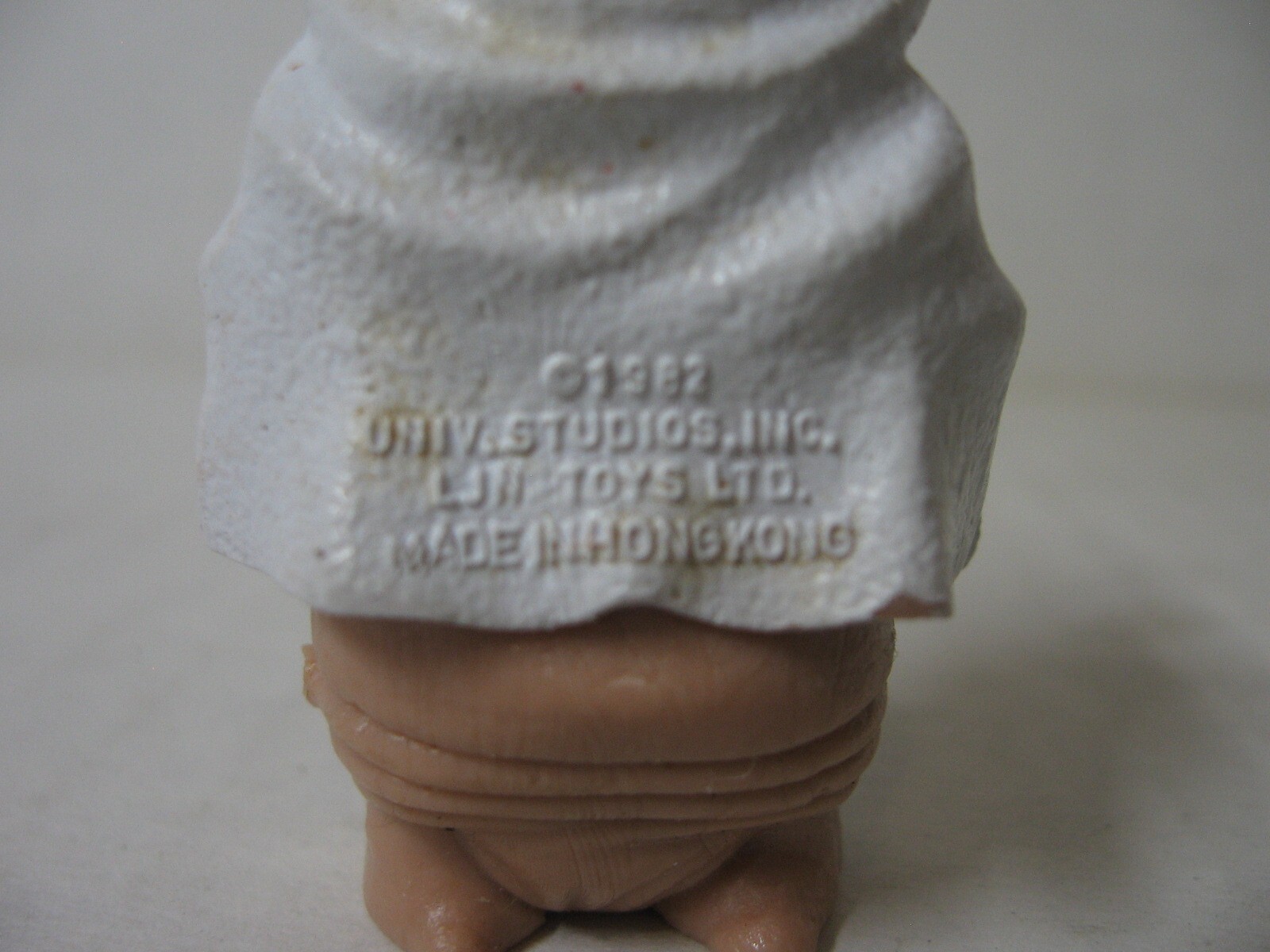 LJN 1982 PVC Figure ET The Extra Terrestrial With Blanket Speak & Spell Toy