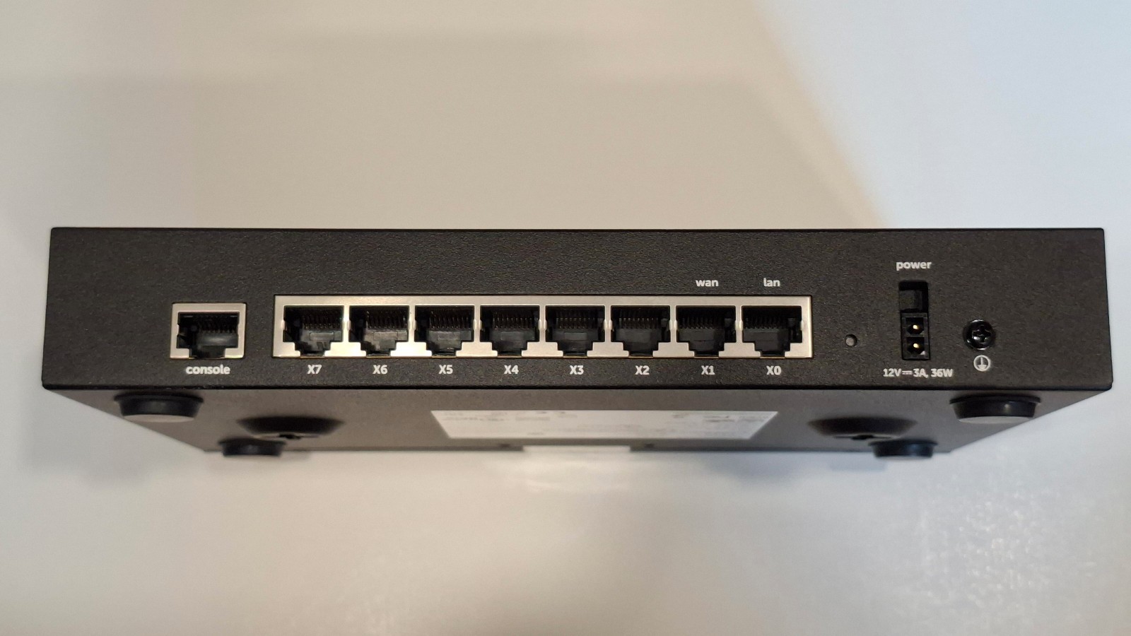 SonicWall TZ500 Firewall with AC adapter Mint