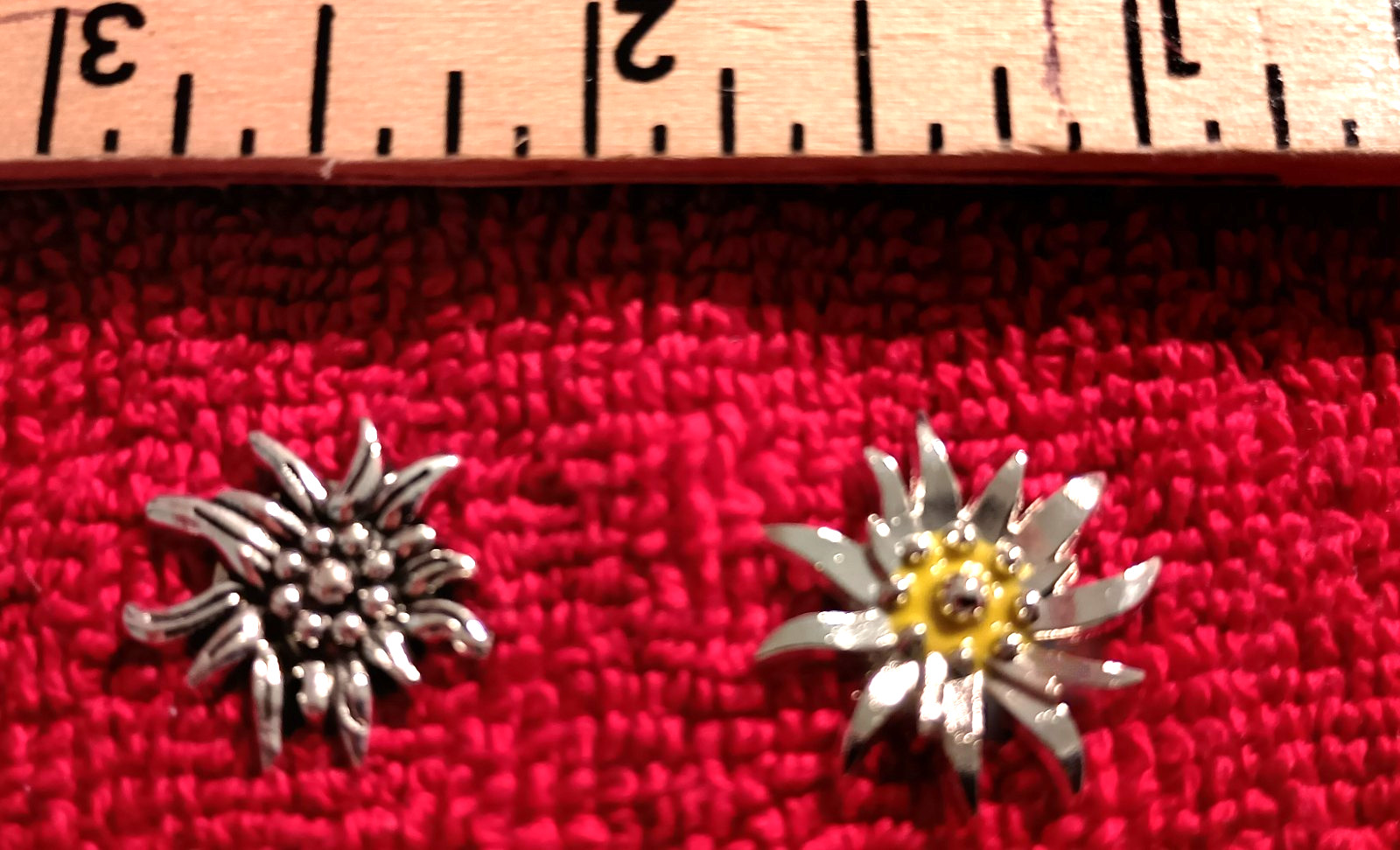 2 Edelweiss Flower Hat Pin Tie Tack Pin Gebirgsjager Germany WW2 Hiking Hat NEW