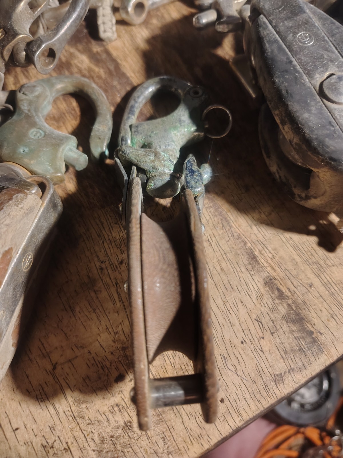Lewmar Snapshackle