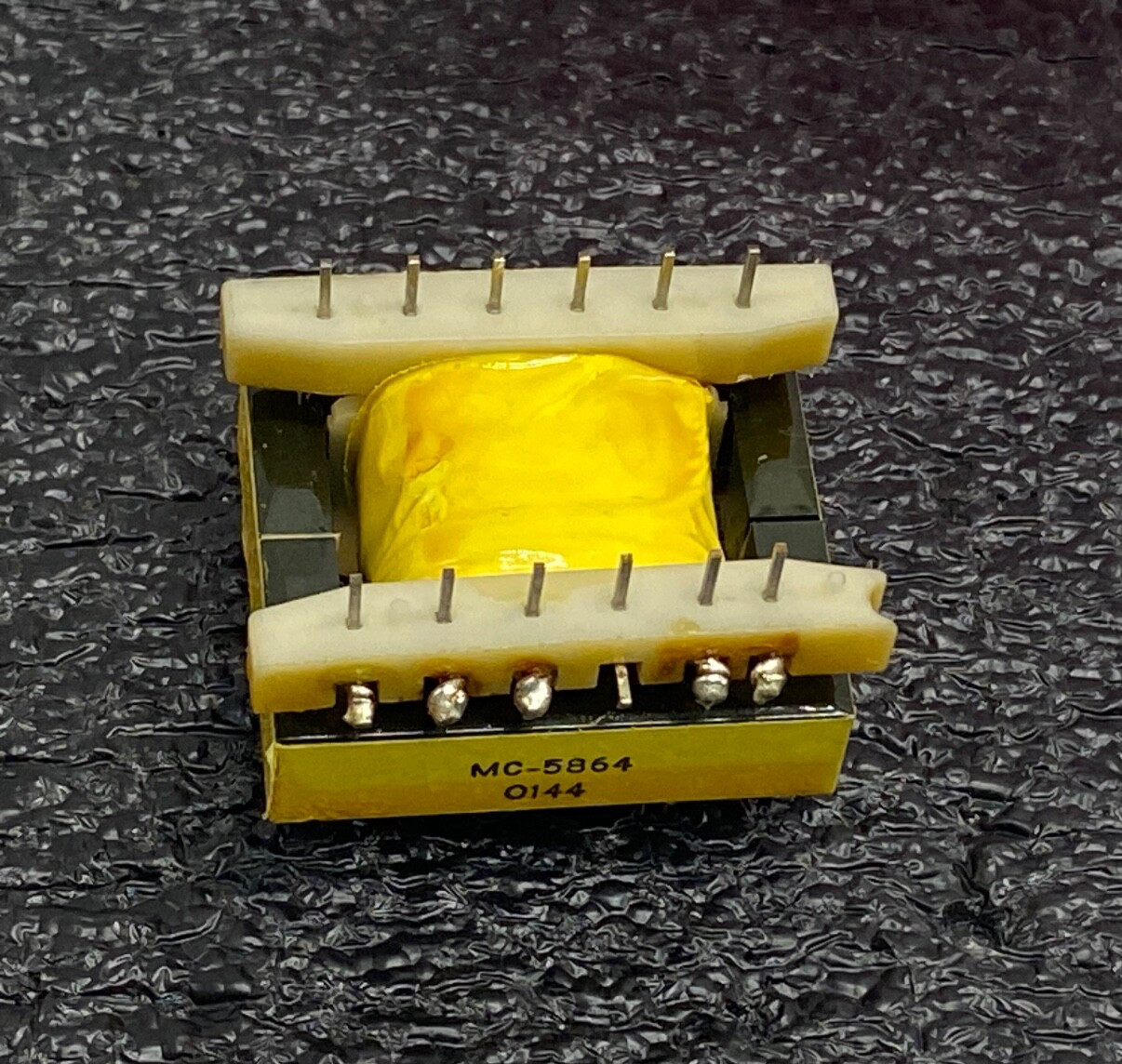 transformer MC-5864, MC5864 0144