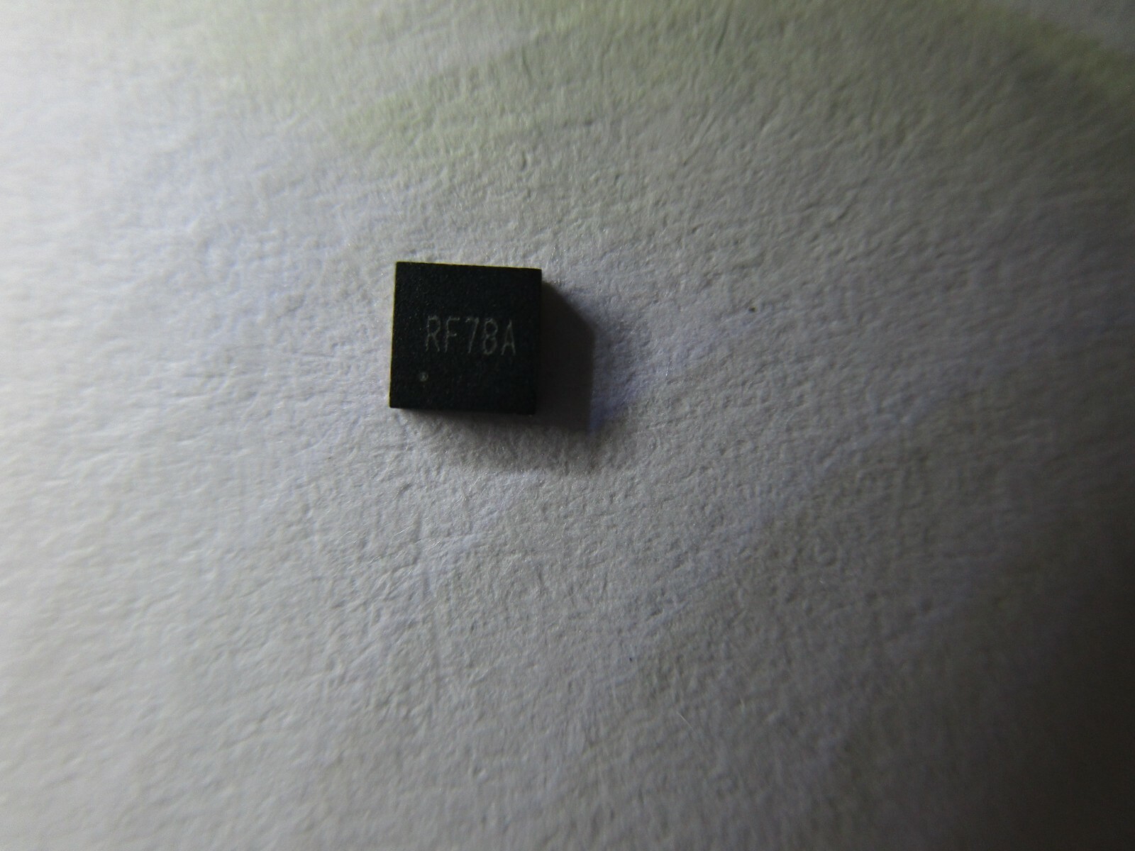 10pcs SYX198B SYX198BQ SYX198BQN RFxxx RF*** SYX198BQNC QFN IC Chip