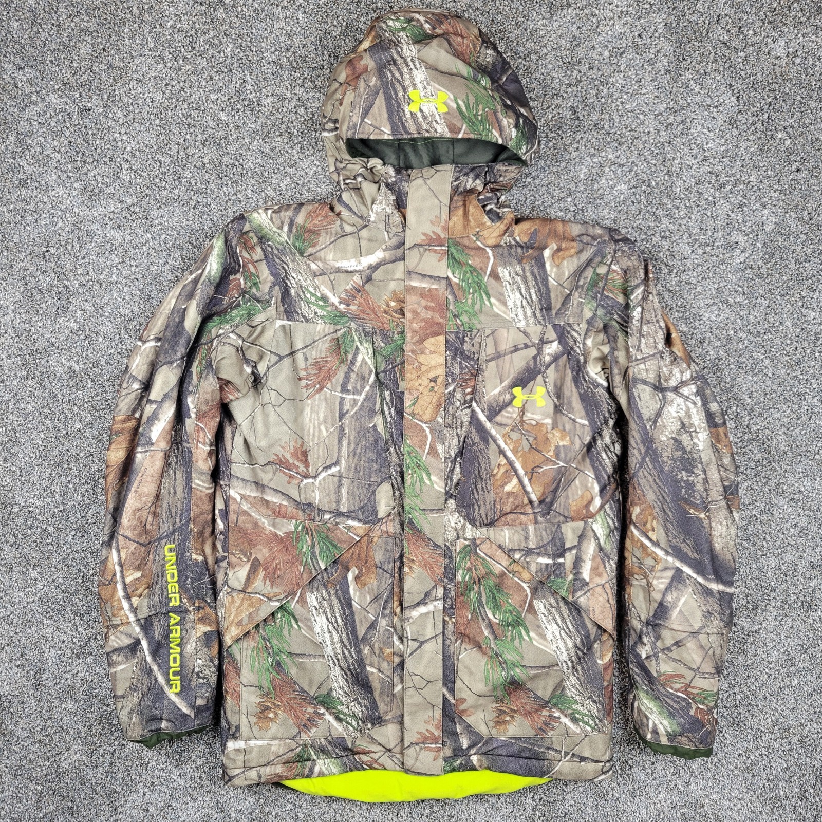 Under Armour Hunting Jacket Mens  Small Realtree AP Camo Infrared Scent Control