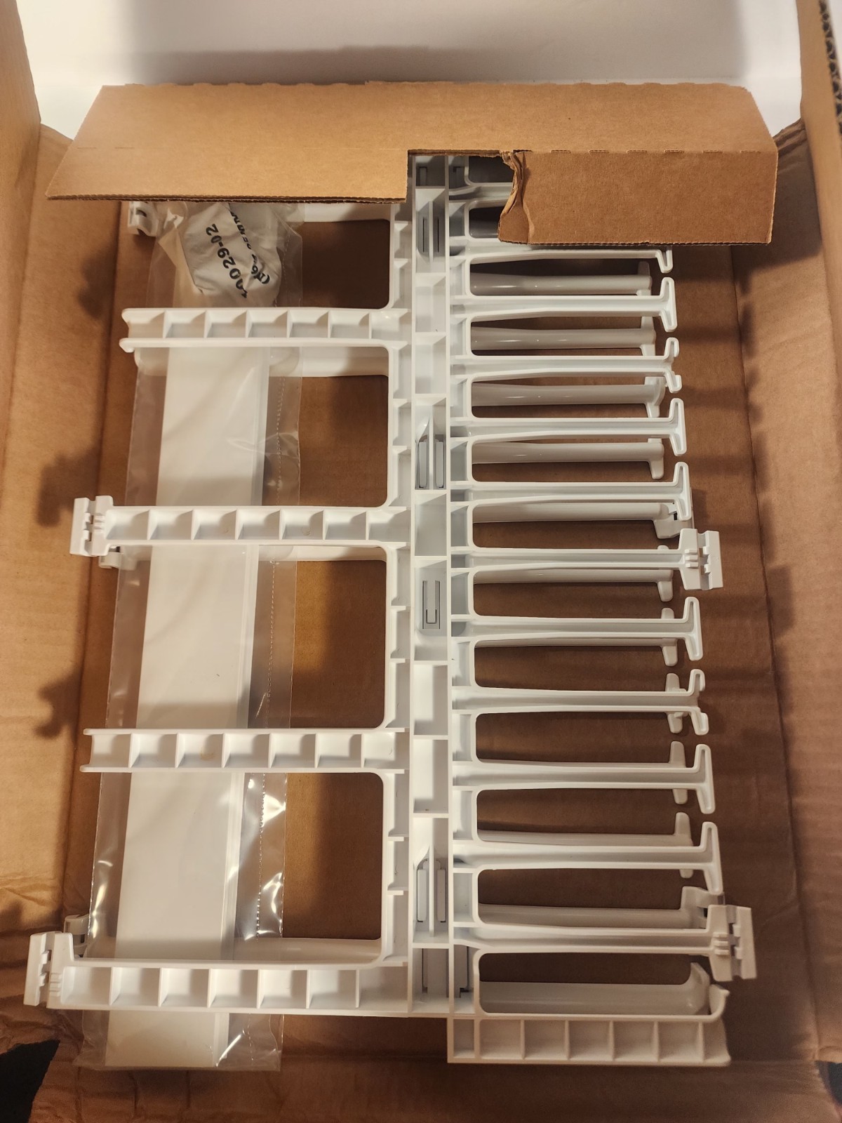 Panduit Horizontal Cable Manager High Capacity Front & Rear 1 RU White. Open Box