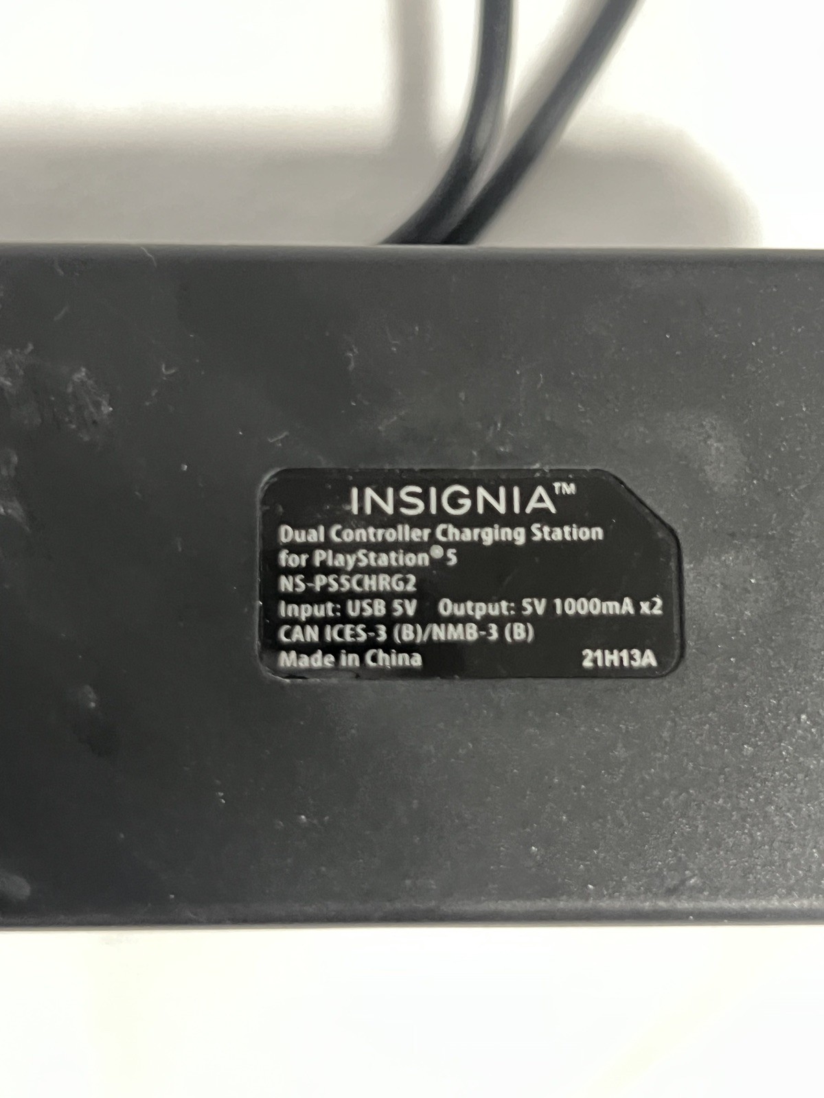 Insignia Dual Controller Charging Station For Playstation 5