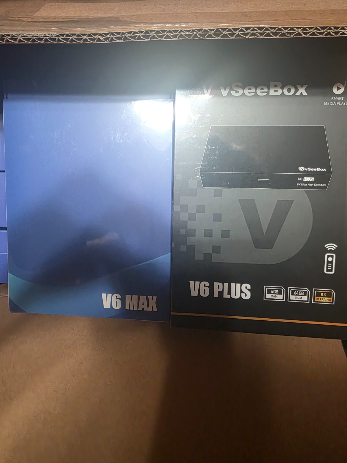 V SEE BOX