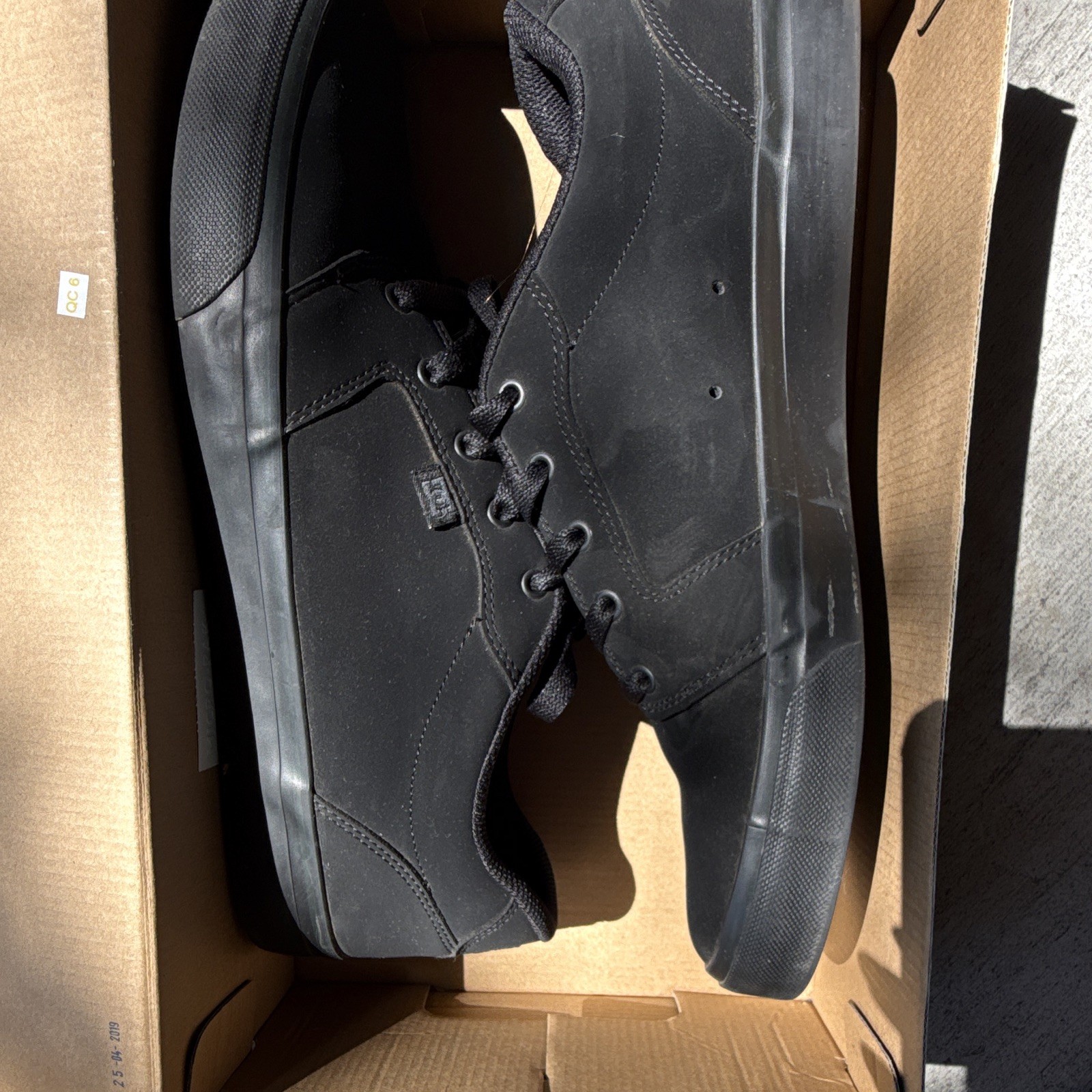 DC Penza Men's Skateboarding Shoes Black/White US 12 Medium (D, M)