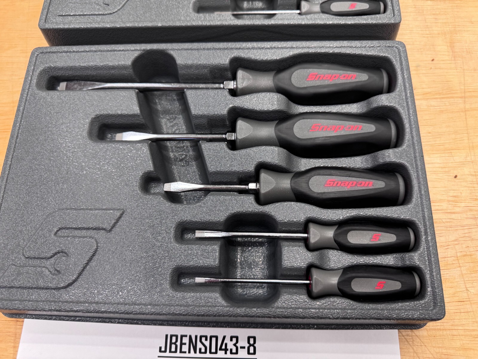 Snap-on Tools NEW 10pc DARK TITANIUM Soft Phillips & Flat Head Screwdriver Sets
