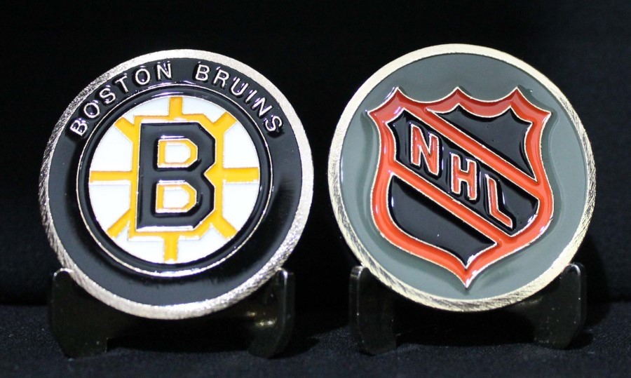 NHL BOSTON BRUINS SPORTS COLLECTIBLE CHALLENGE COIN NEW