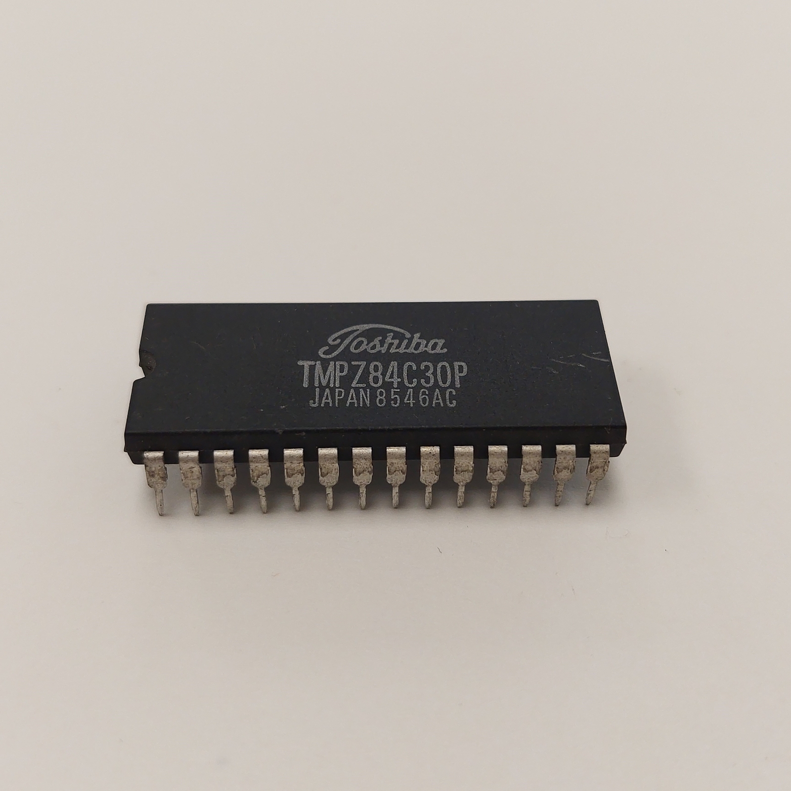 TMPZ84C30P TOSHIBA INTEGRATED CIRCUIT X1PC