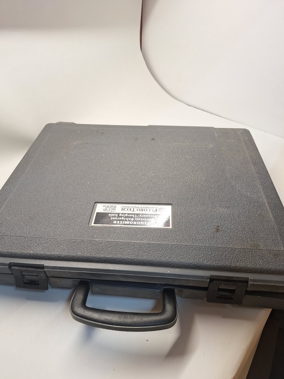 Flouromizer Electronic Refrigerant Scale