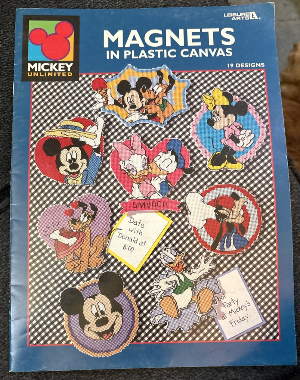 Vtg Rare Leisure Arts MAGNETS IN PLASTIC CANVAS 1999 Pattern Bk