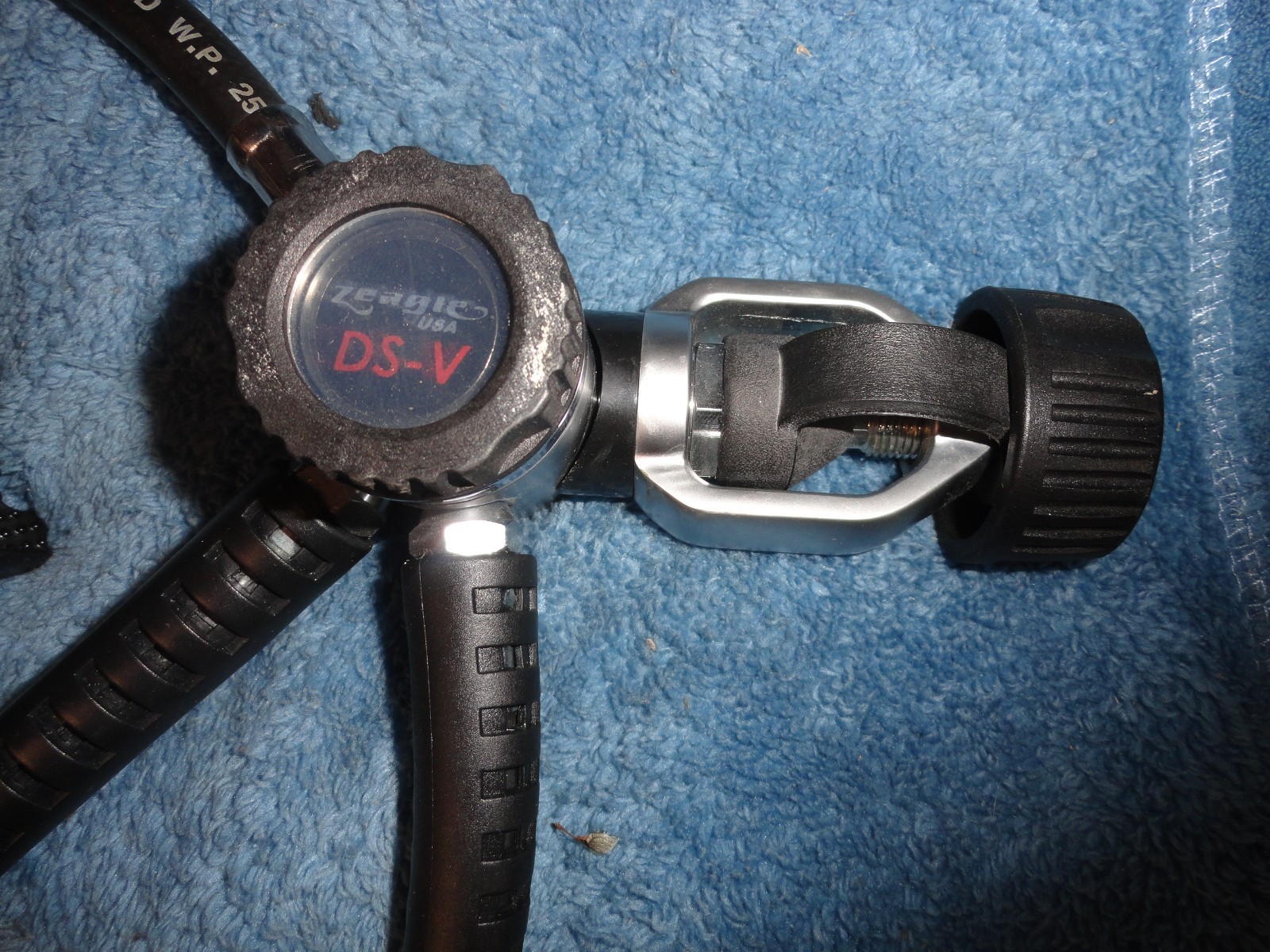Zeagle Dsv Zx First Stage Yoke Second Stage Scuba Diving Regulator