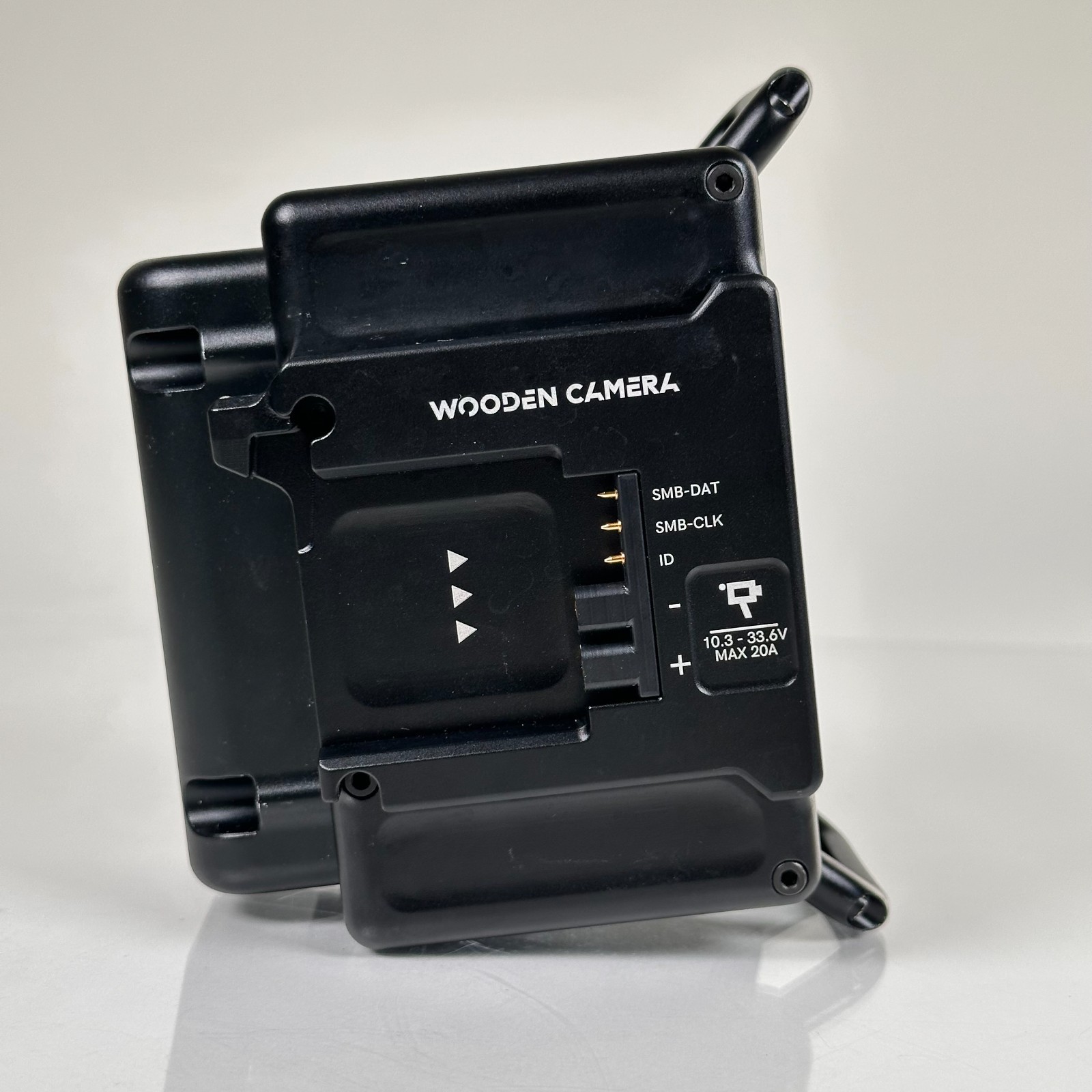Wooden Camera MDR-3 26V Gold Mount Plus Cage