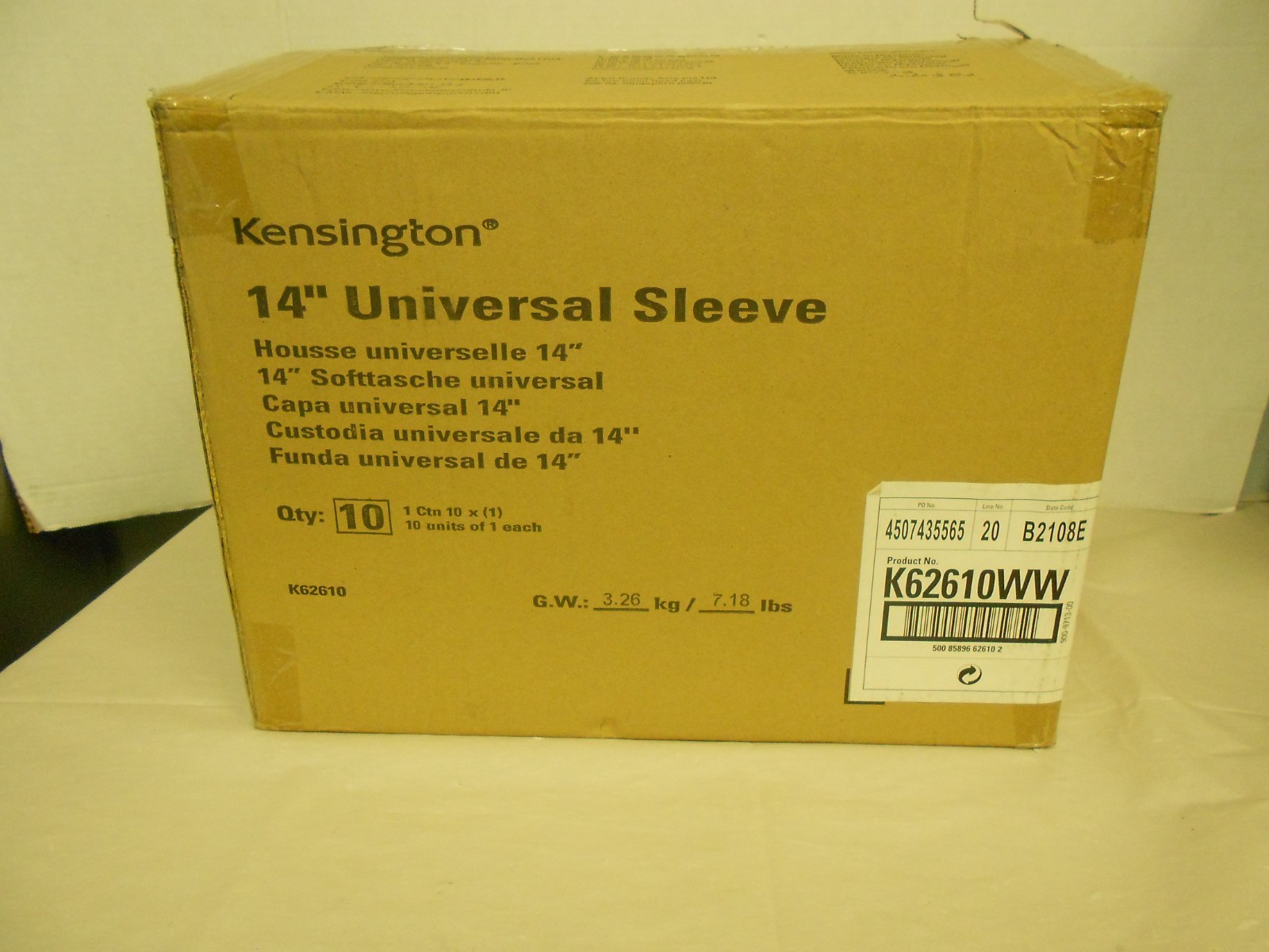 Kensington K62610WW Universal Sleeve, Black, 14"/35.5cm Black Sleeve BOX OF 10