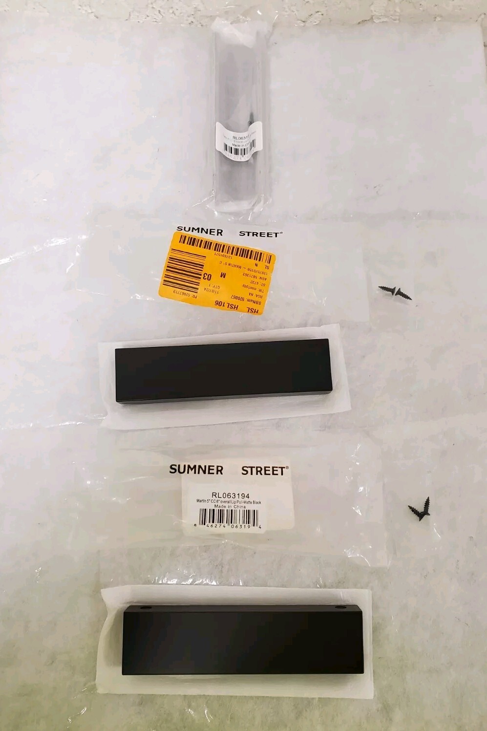 *3* Sumner Street Martin 5 in. Center to Center Matte Black Drawer Lip Pull
