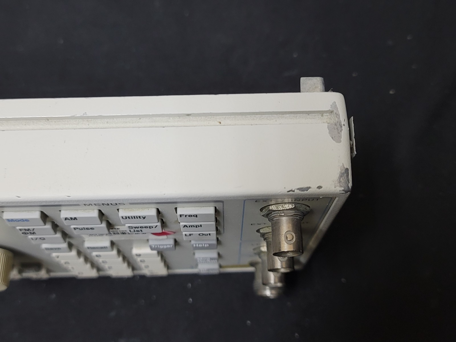 Agilent E4431B 250kHz - 2Ghz front panel , As-Is (0105)