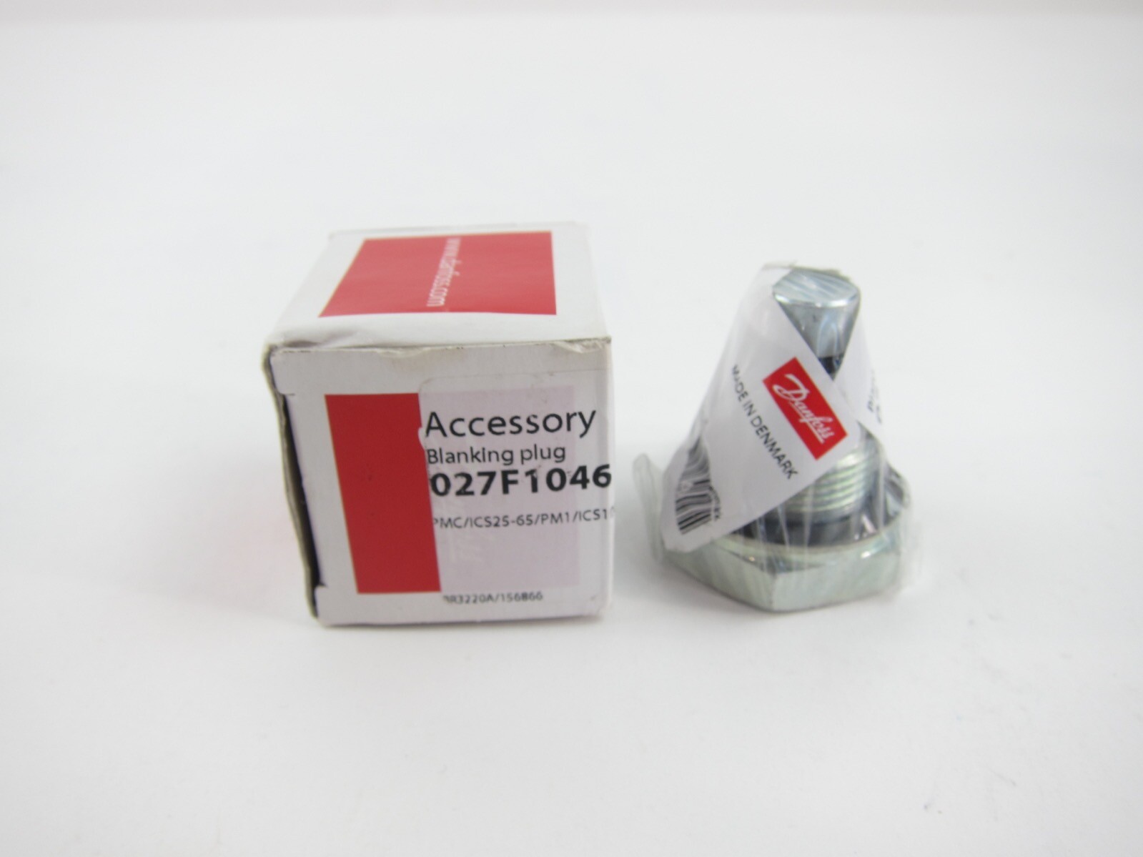 NEW Danfoss 027F1046 Blanking Plug