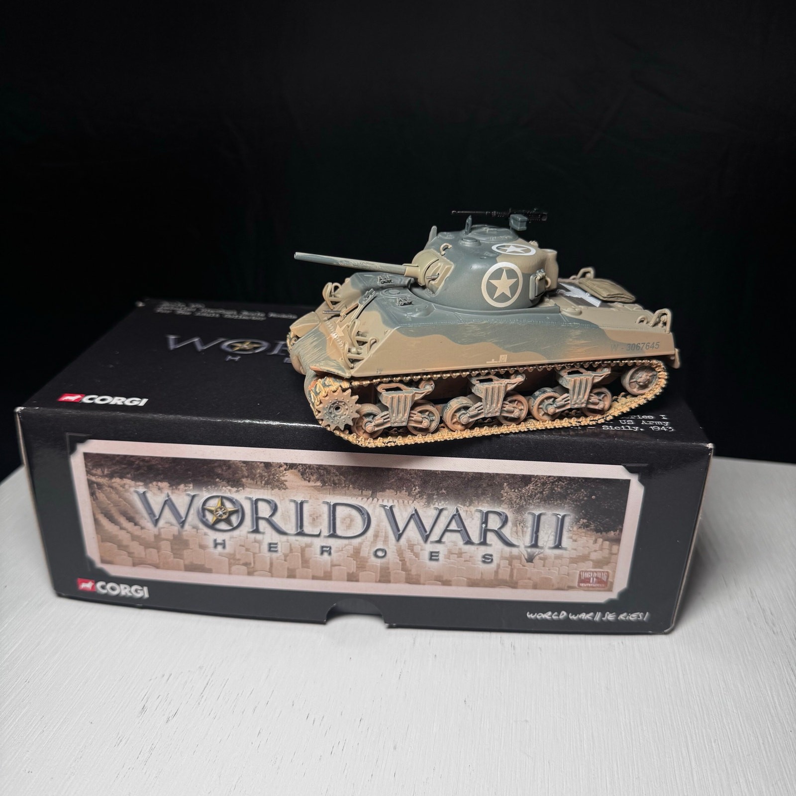 Vintage Corgi CC51006 M4A3 Sherman Tank 1:50 Diecast Limited Edition WWII