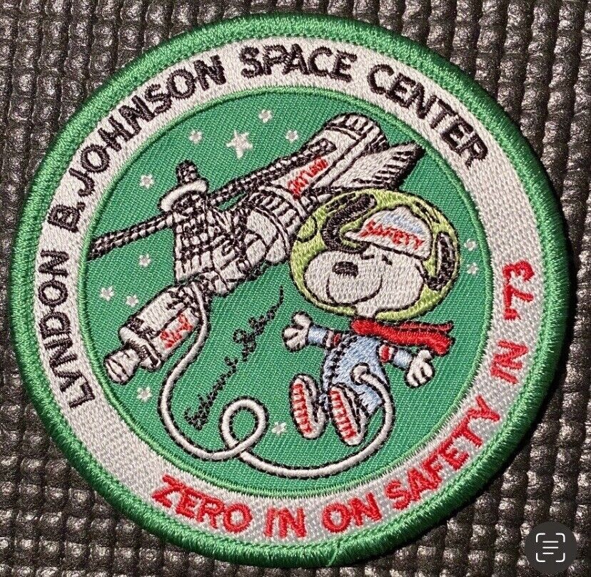 NASA JOHNSON SPACE CENTER - ZERO IN ON SAFETY - HOUSTON - JSC PATCH - 3.5”