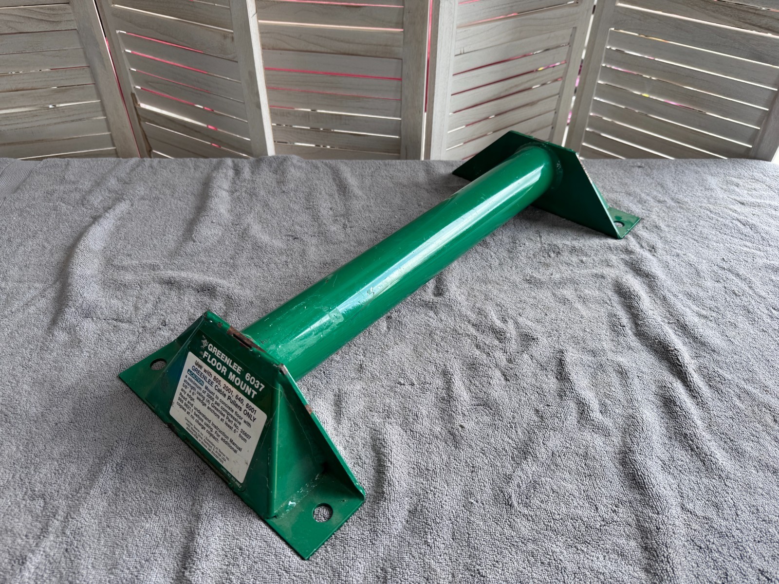 Greenlee 6037 Floor Mount for 805 2001 640 6001 Cable Puller / Wire Tugger Used