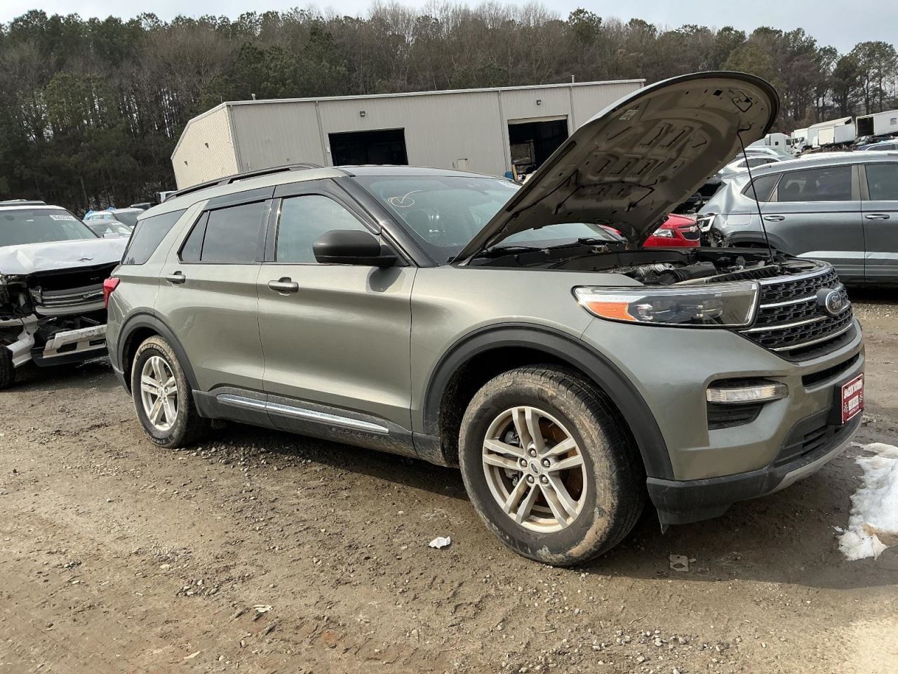 Fuse Box Engine Base With Tow Package Fits 20-24 EXPLORER 4947099