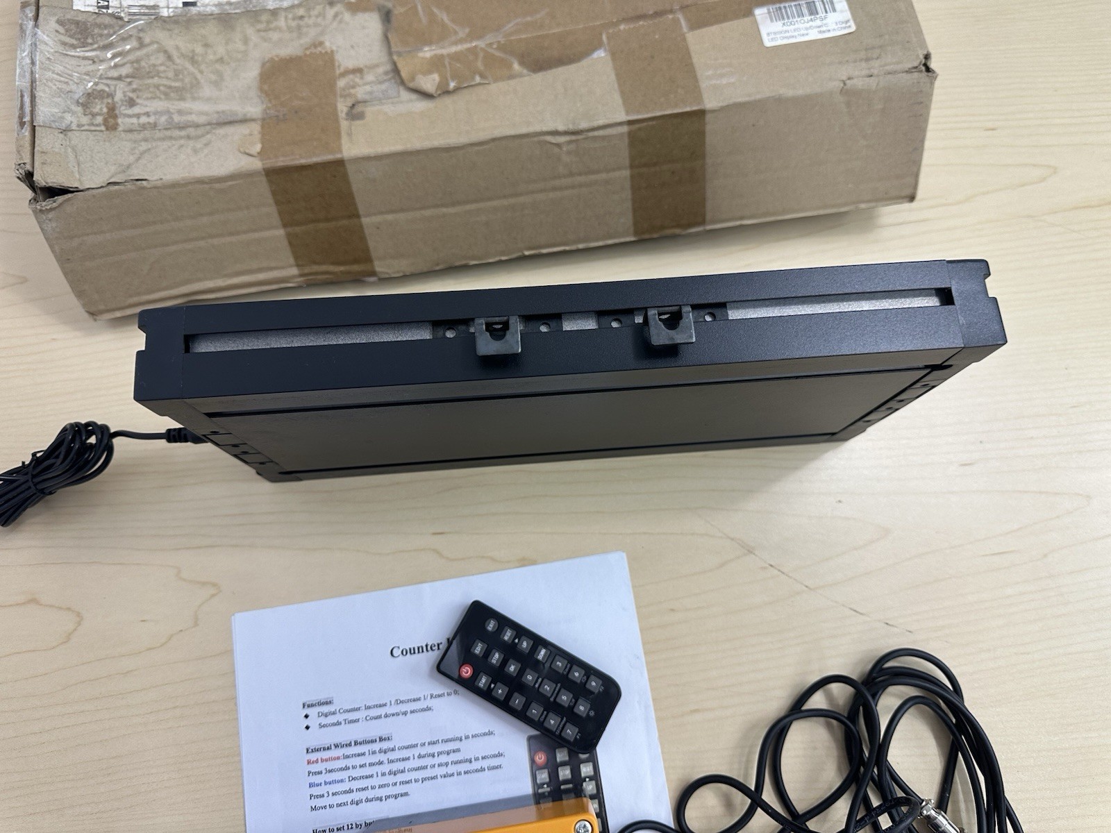 BTBSIGN Digital LED Counter Up/Down with Buttons & Remote 13”