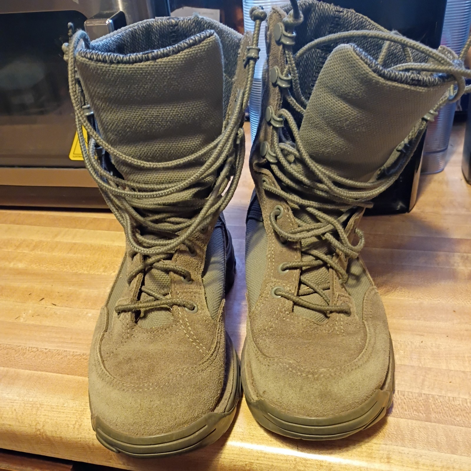 Danner Rivot TFX 8 sage Men's Size 7.5 Boots GTX