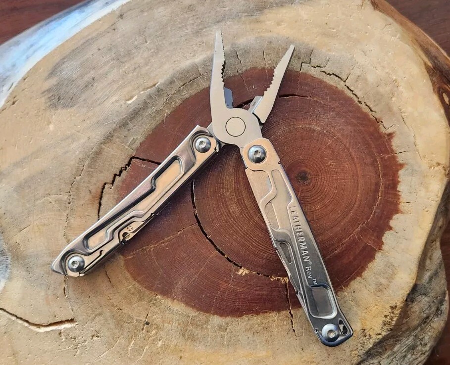 Leatherman Rev Stainless Steel Multi Tool Folding Knife - Excellent Cond. - G14