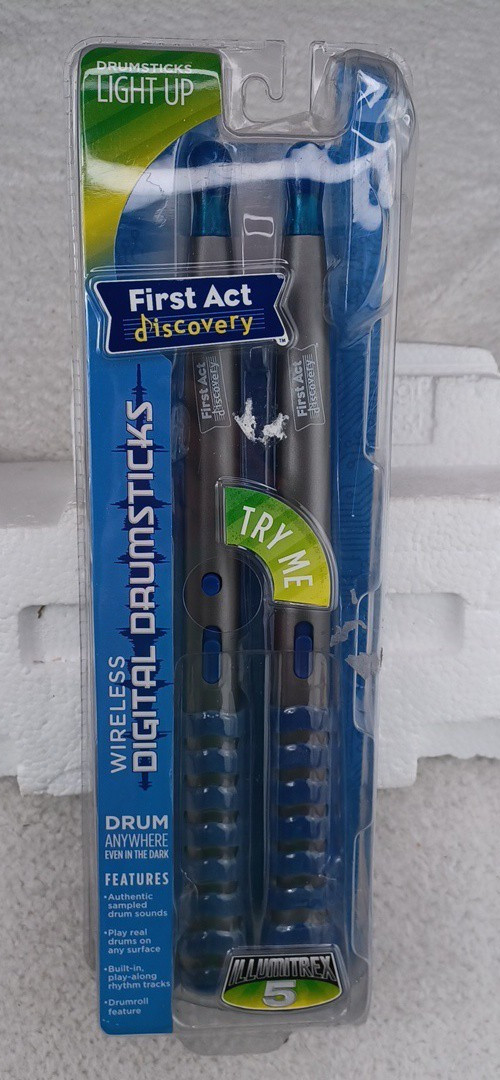 Illumitrex 5 Wireless Digital Drumsticks First Act Light Up New Sealed 2009 Blue