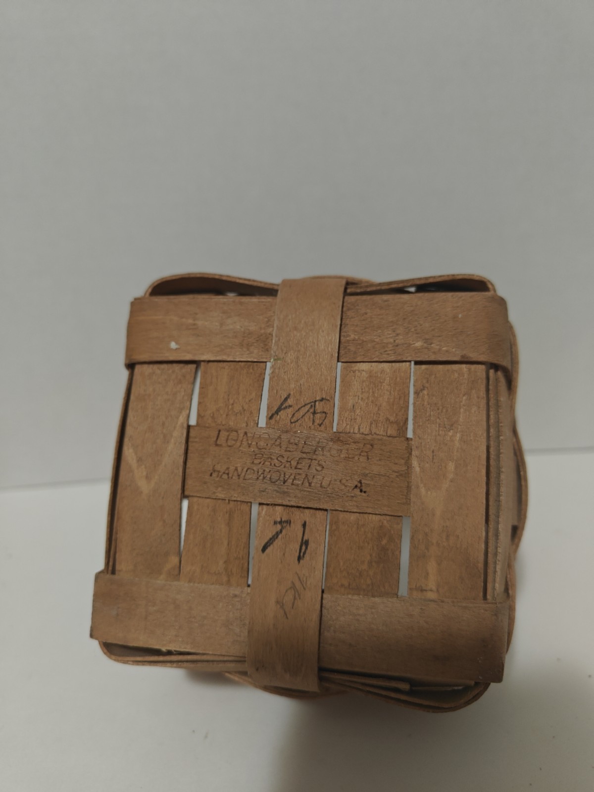 Vintage Longaberger Preowned 1991 Small Square Single Handle Basket