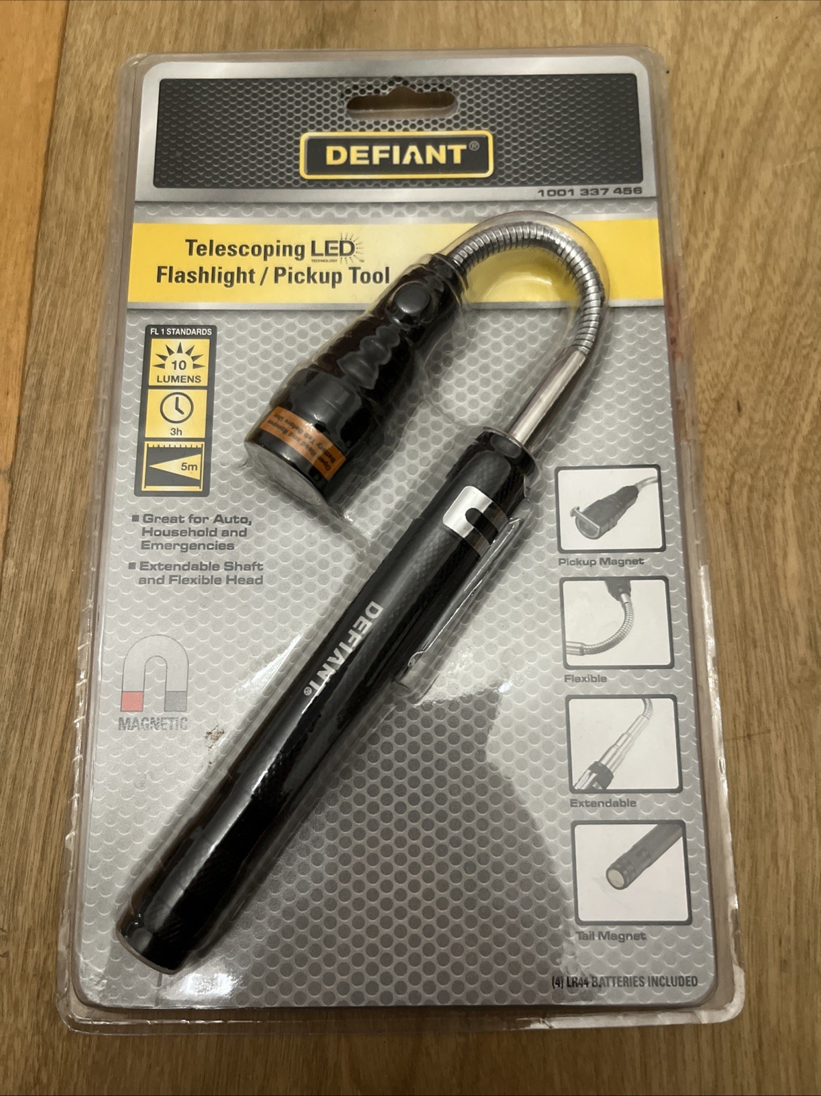 New Defiant Telescoping LED Flashlight and Magnetic Pickup Tool