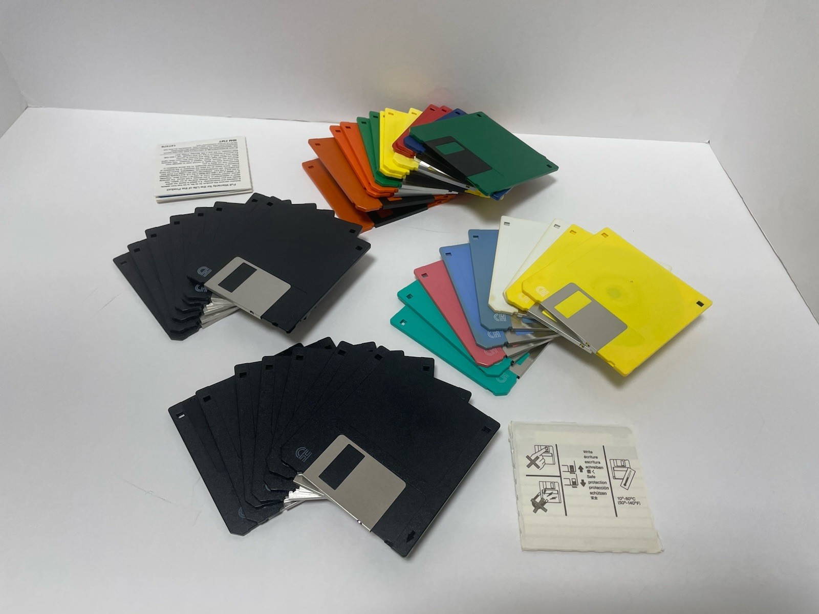 [NEW] 37 Miscellaneous IBM Formatted 3.5" Diskettes 1.44 MB Unused Floppy Loose