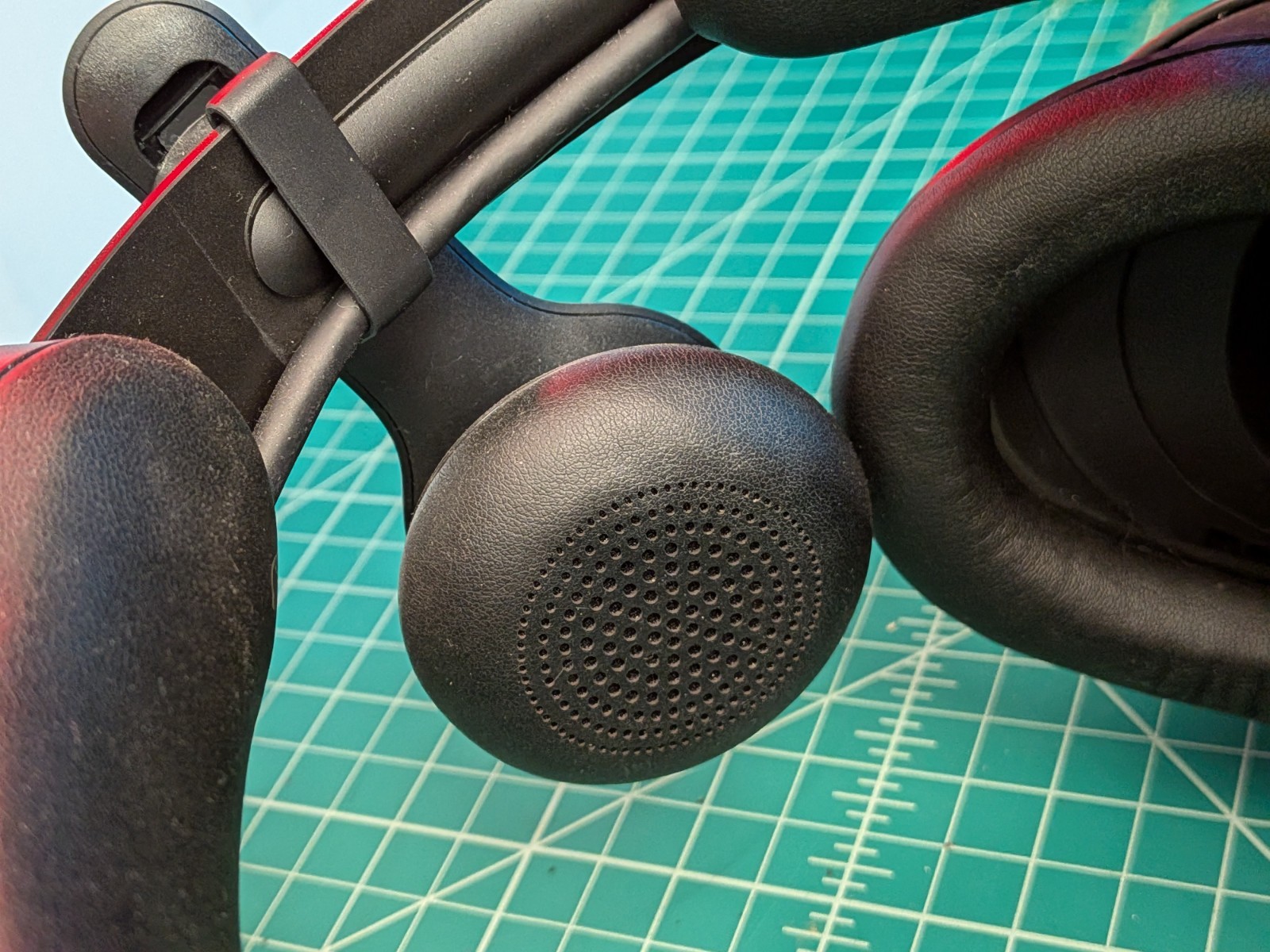 Samsung HMD Odyssey Headset, Controllers, XE800ZAA-HC1US