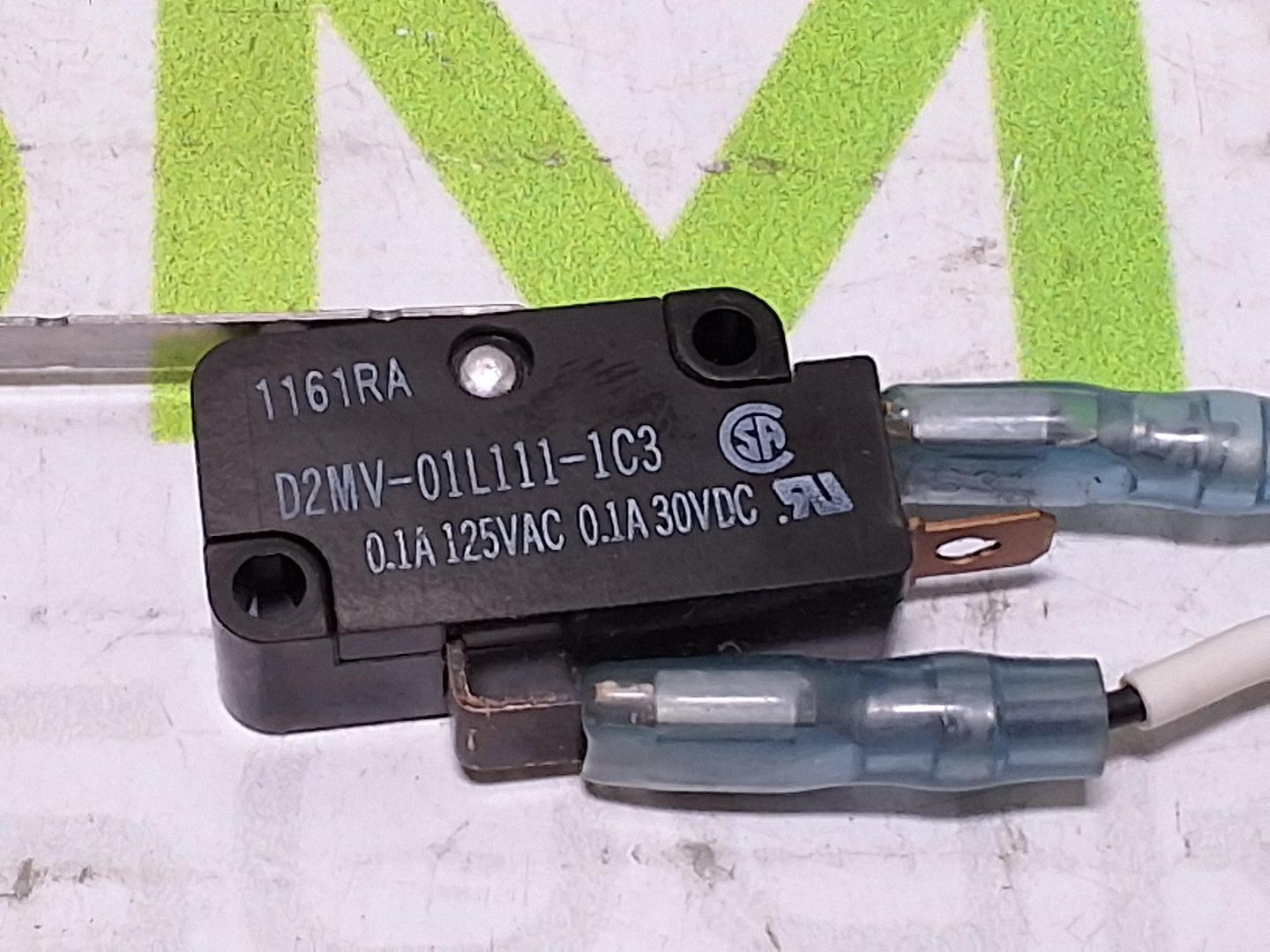 OMRON D2MV-01L111-1C3 MICRO SWITCH