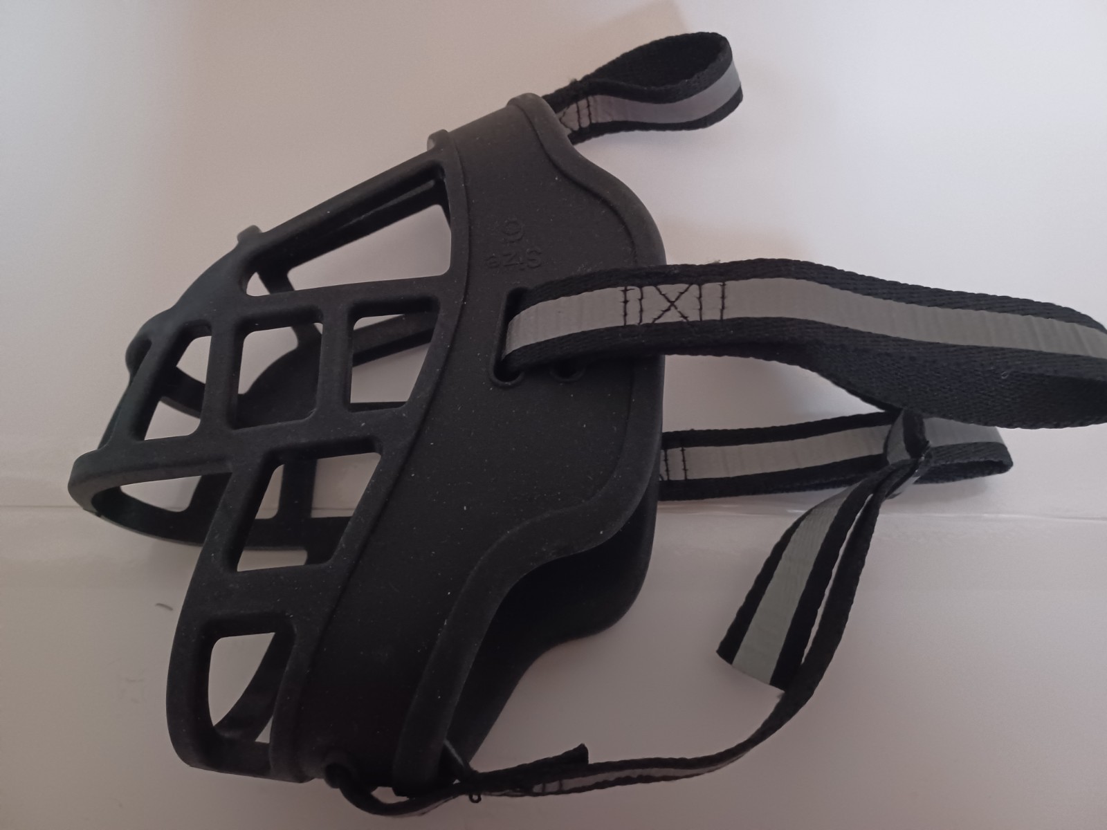 Dog Muzzle, Breathable Basket Muzzles for Small, Medium, Large Dogs, Size 6