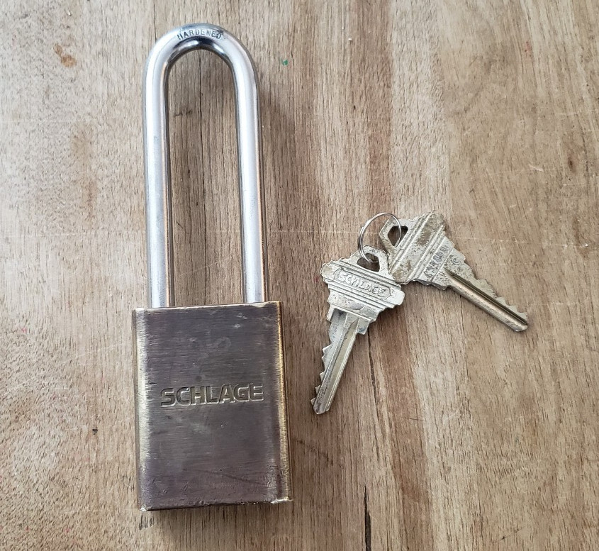 Vintage SCHLAGE Rekeyable Brass Padlock 3" Shackle w/ 2 Factory Original Keys