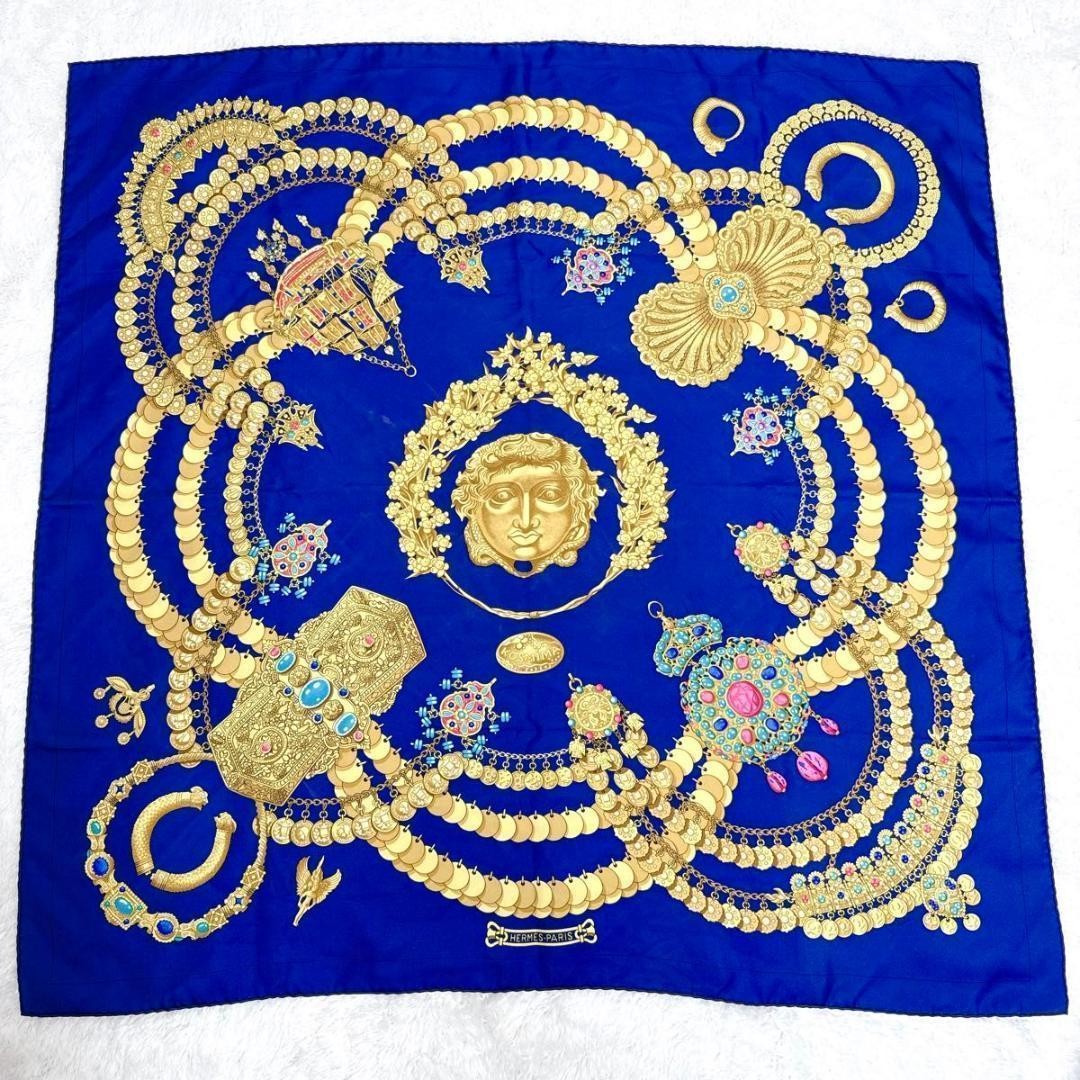 Rare Hermes Carre 90 Scarf Gold Decoration Navy