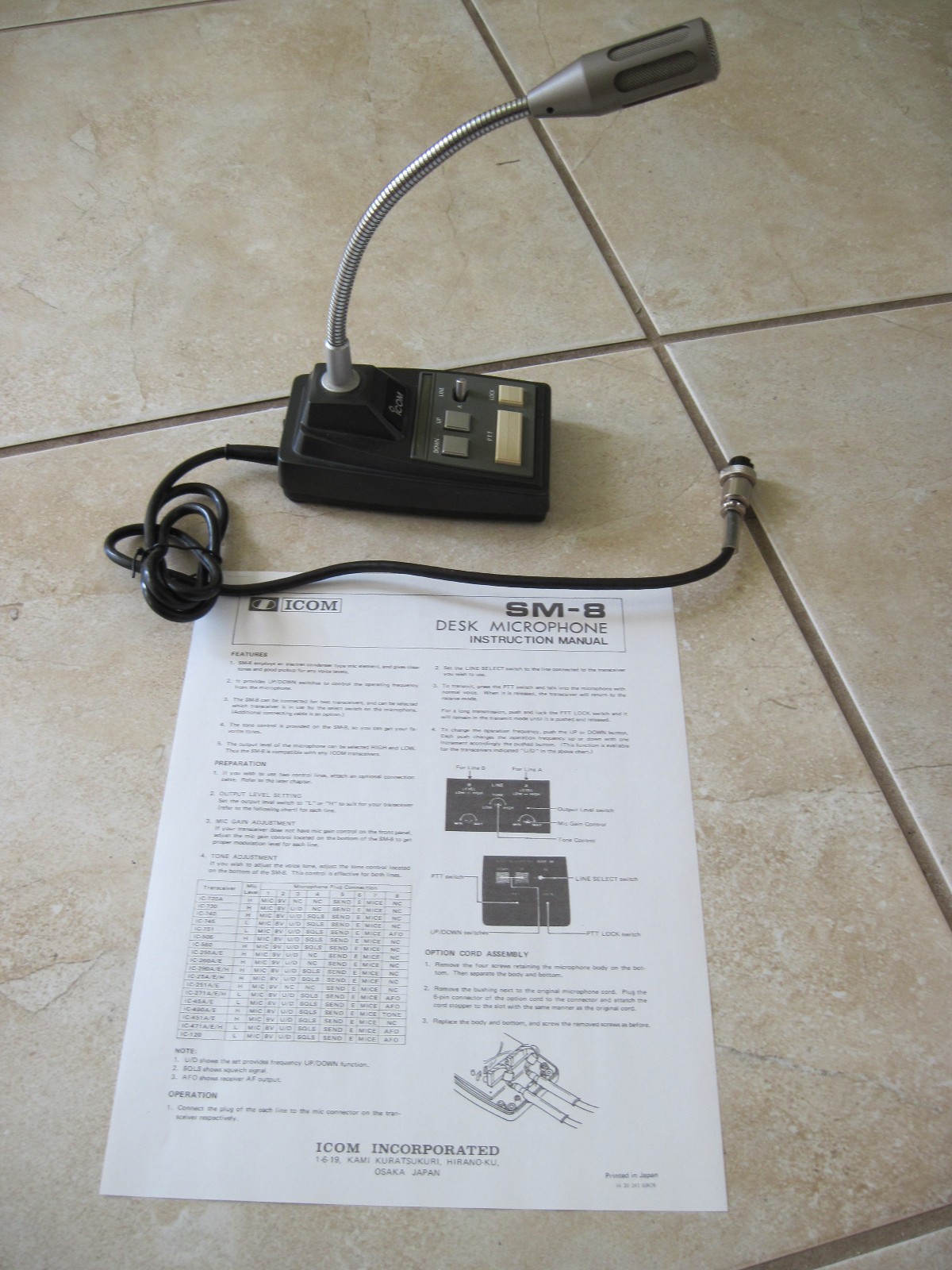 Icom SM-8 deluxe desk microphone in Nice shape and working well-Nice audio