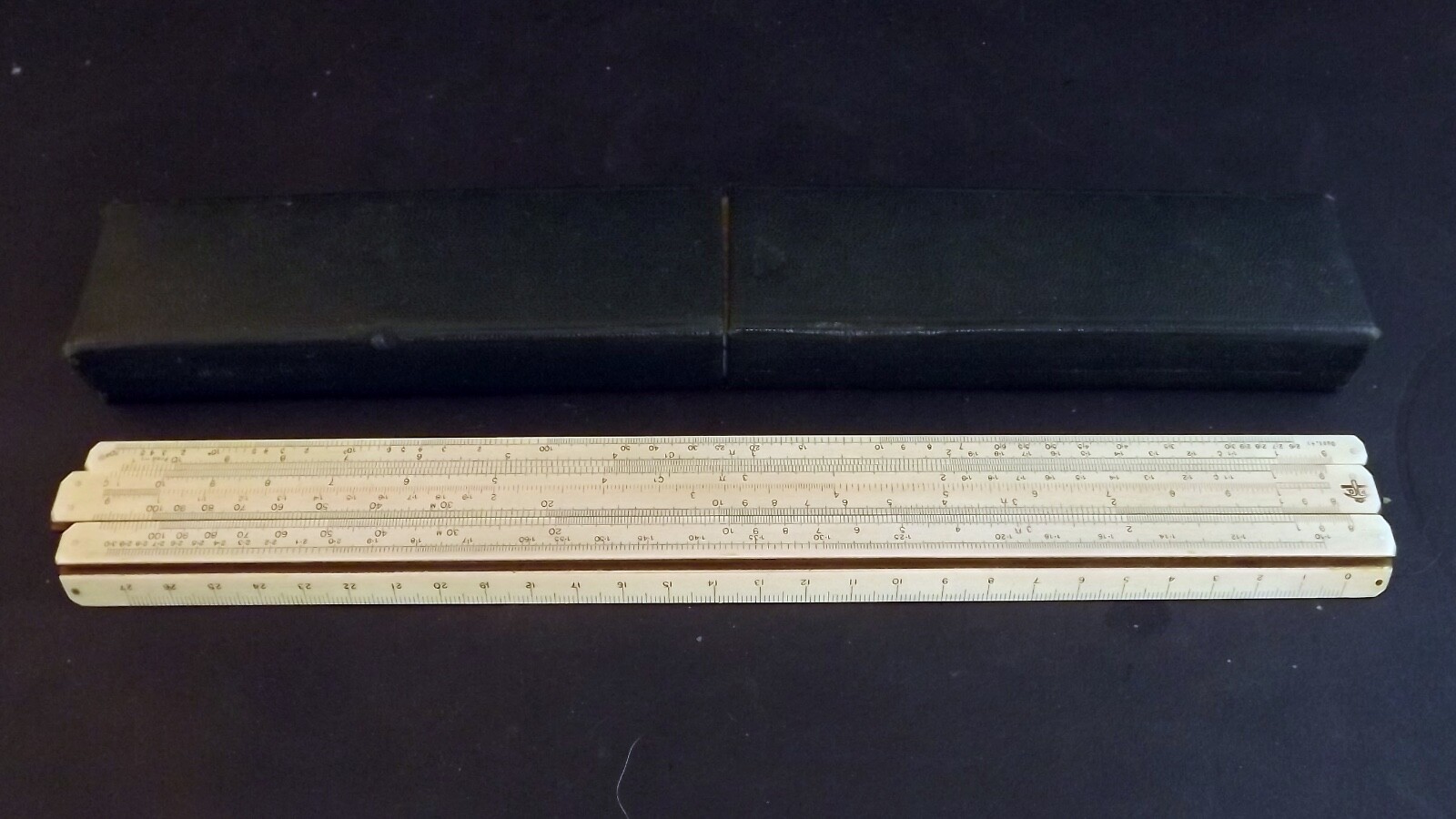 1945 A.G.Thornton 3649 Engine Divided Slide Rule - Original Case
