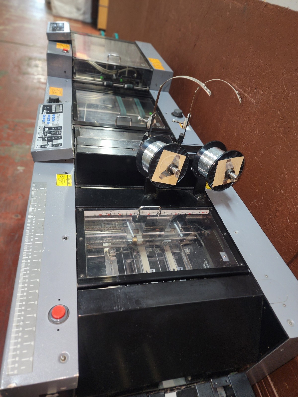 Duplo System 4000 10 Bin Collating System