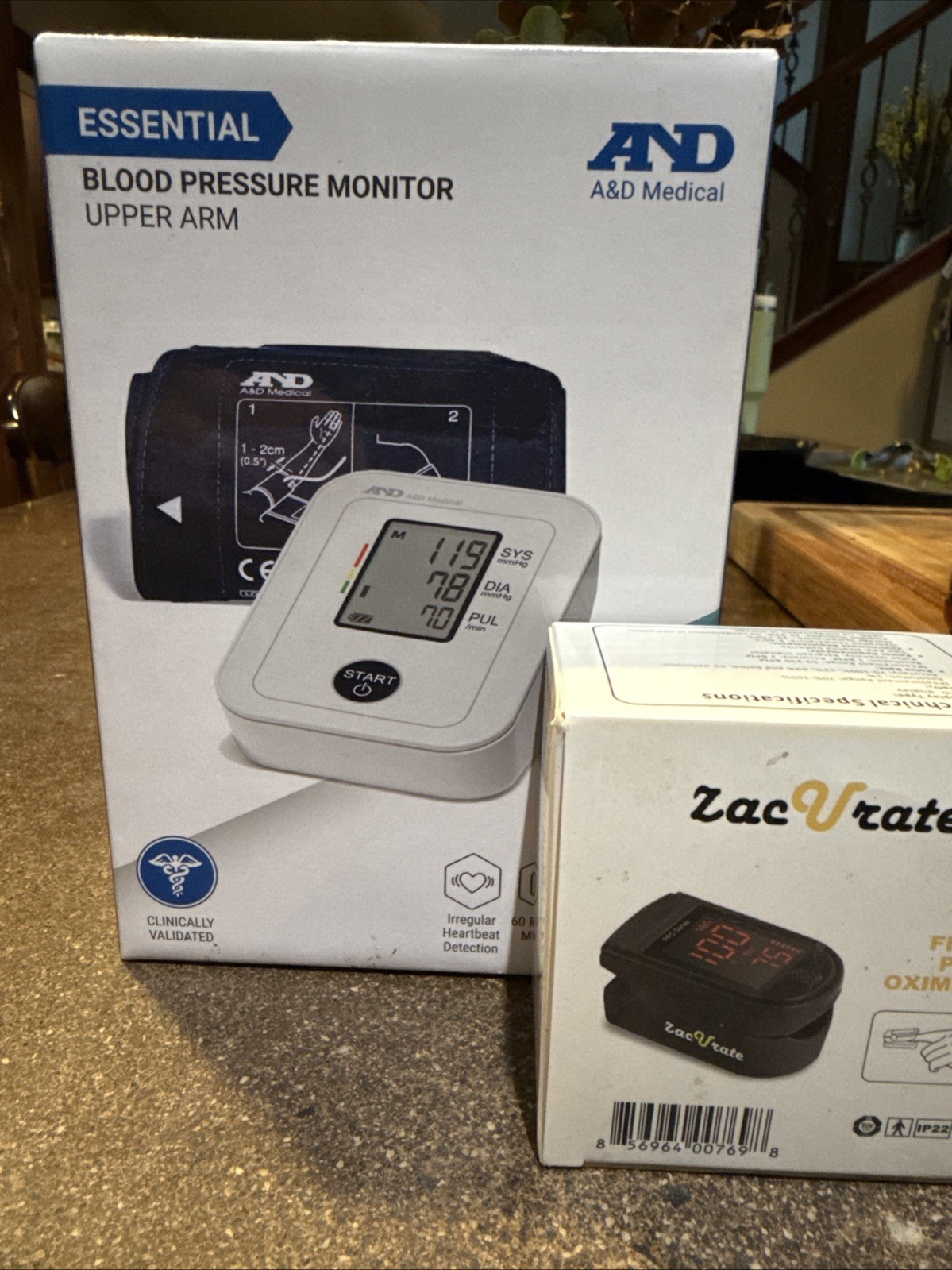 Zacurate Pro Series 500dL Fingertip Pulse Oximeter & A&D Medical Blood Pressure