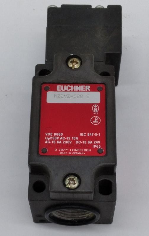 Euchner NZ2VZ-528 E Safety Switch TESTED
