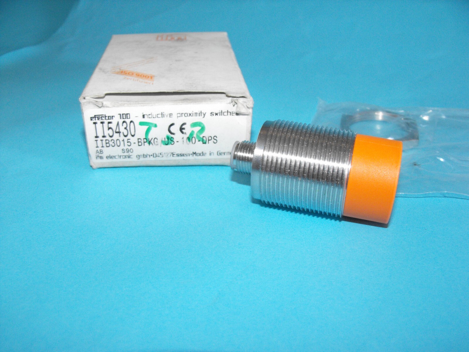 IFM EFECTOR II5430.IIB3015-BPKG/US-100-DPS.18-36VDC.Inductive Sensor.NEW.