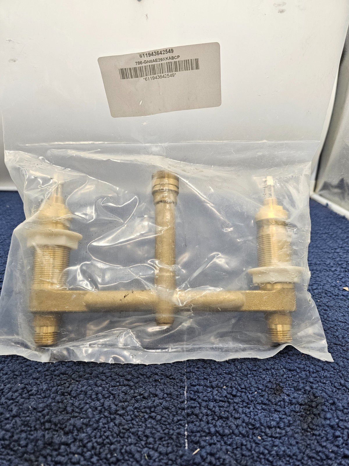 Chicago Faucets 786-GN8AE29XKABCP Deck-Mounted MOUNT ONLY *PICTURED ITEM ONLY