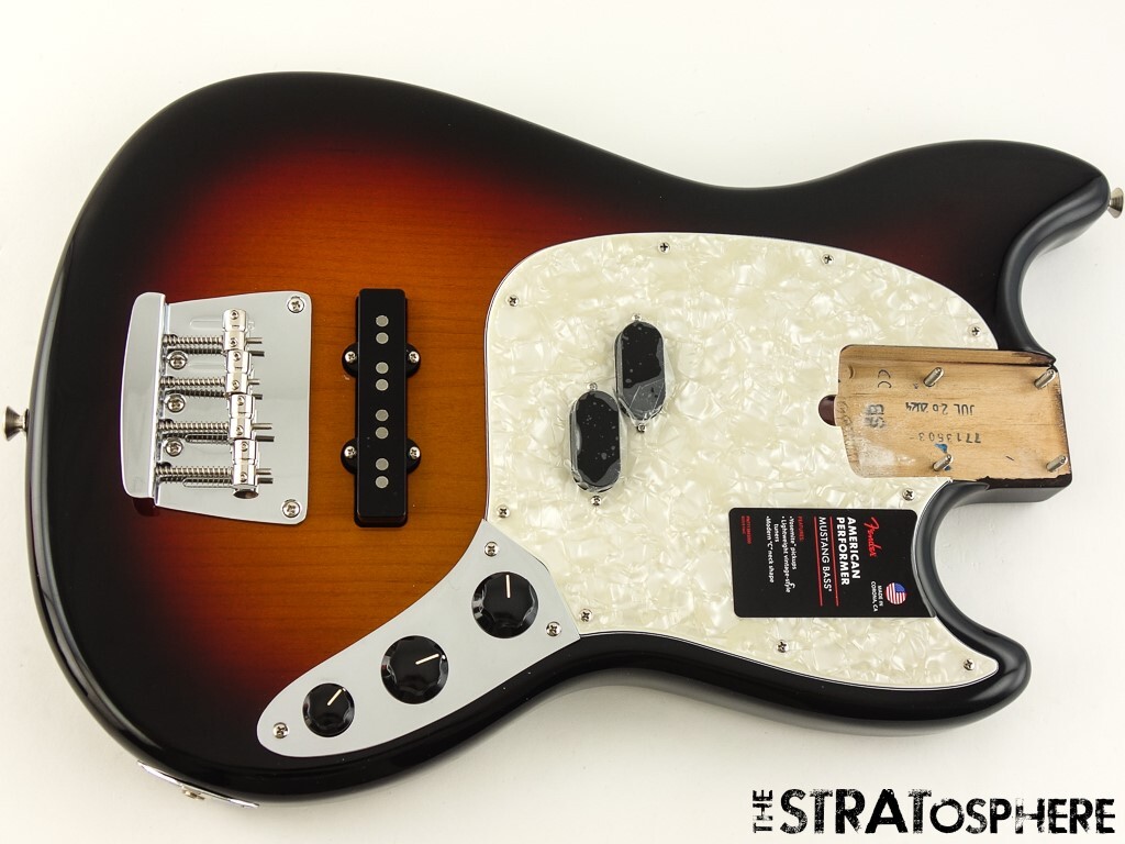 Fender American Performer Mustang Bass LOADED BODY, USA Sunburst.