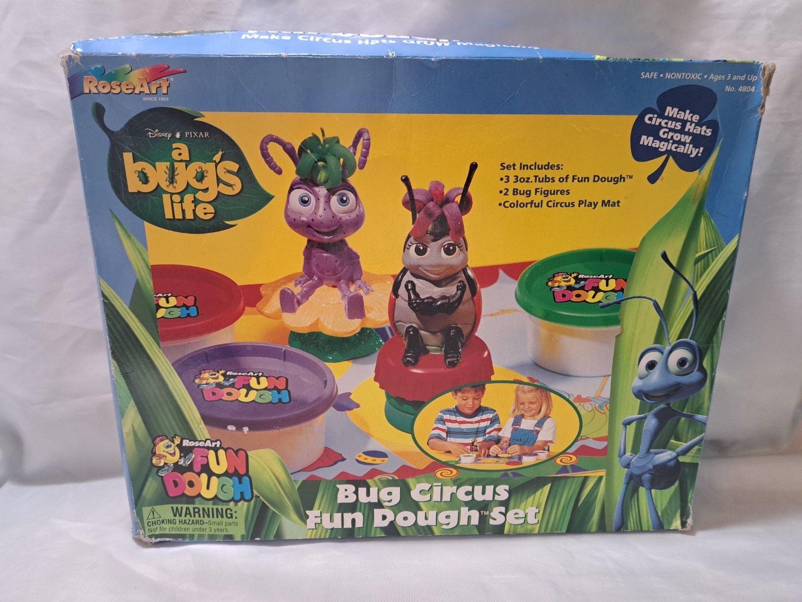 A Bug's Life RoseArt Bug Circus Fun Dough Set NOS Vintage