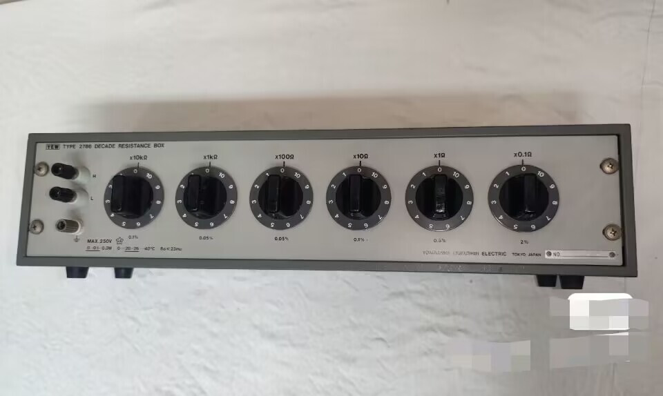 /daUsed YOKOGAWA 2786 RESISTANCE DECADE BOX MAX:250V FORM 0.1 TO 1,111,110 OHMS