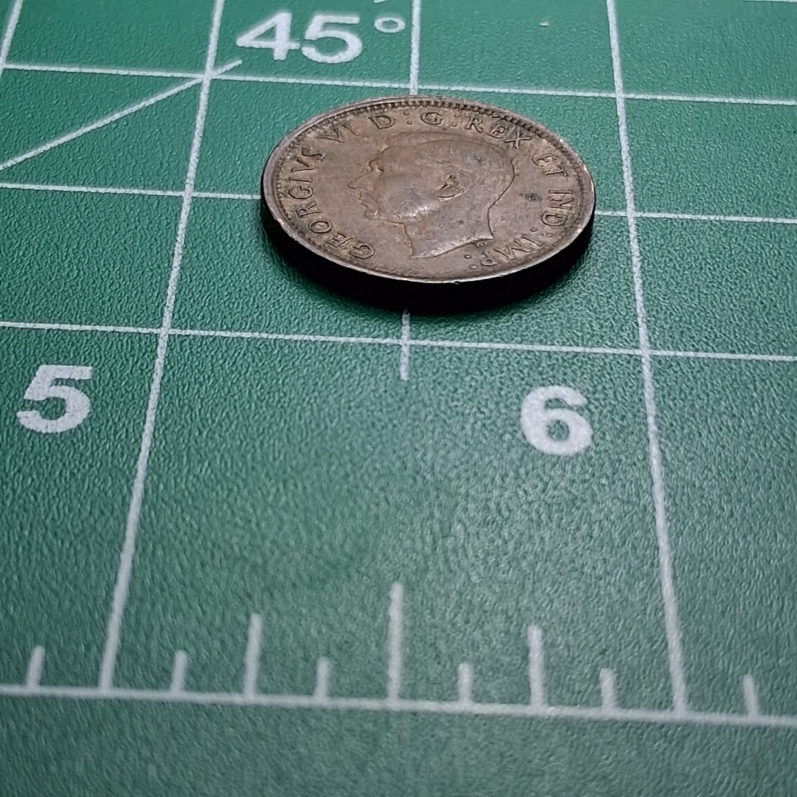 1943 Canada 1 Cent King George VI / Maple Leaf Bronze Coin