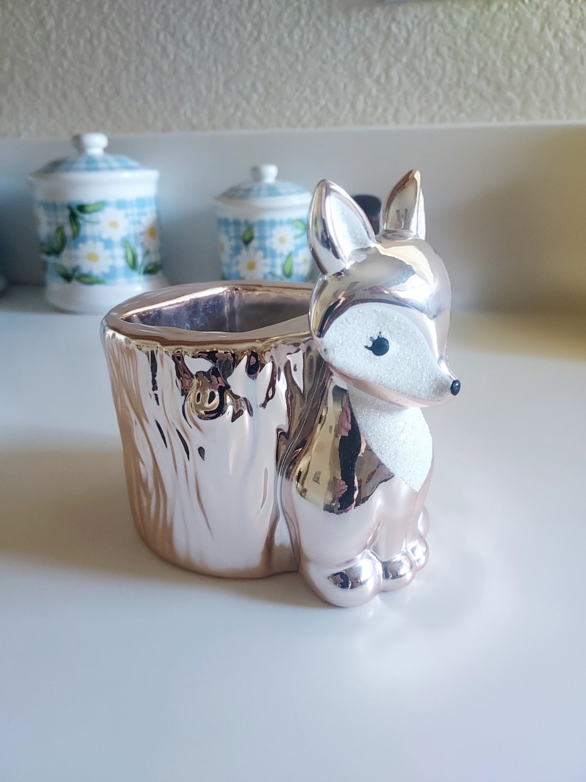 Ceramic Fox Planter Pot, Glossy Rose Pink/White, Sparkly Face & Chest